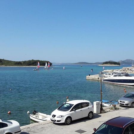 Apartman Pape Pakoštane Exterior foto