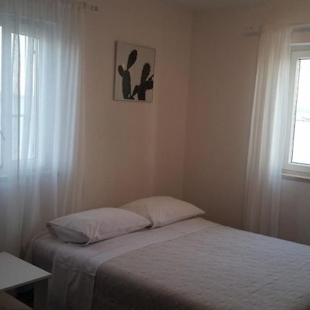 Apartman Pape Pakoštane Exterior foto