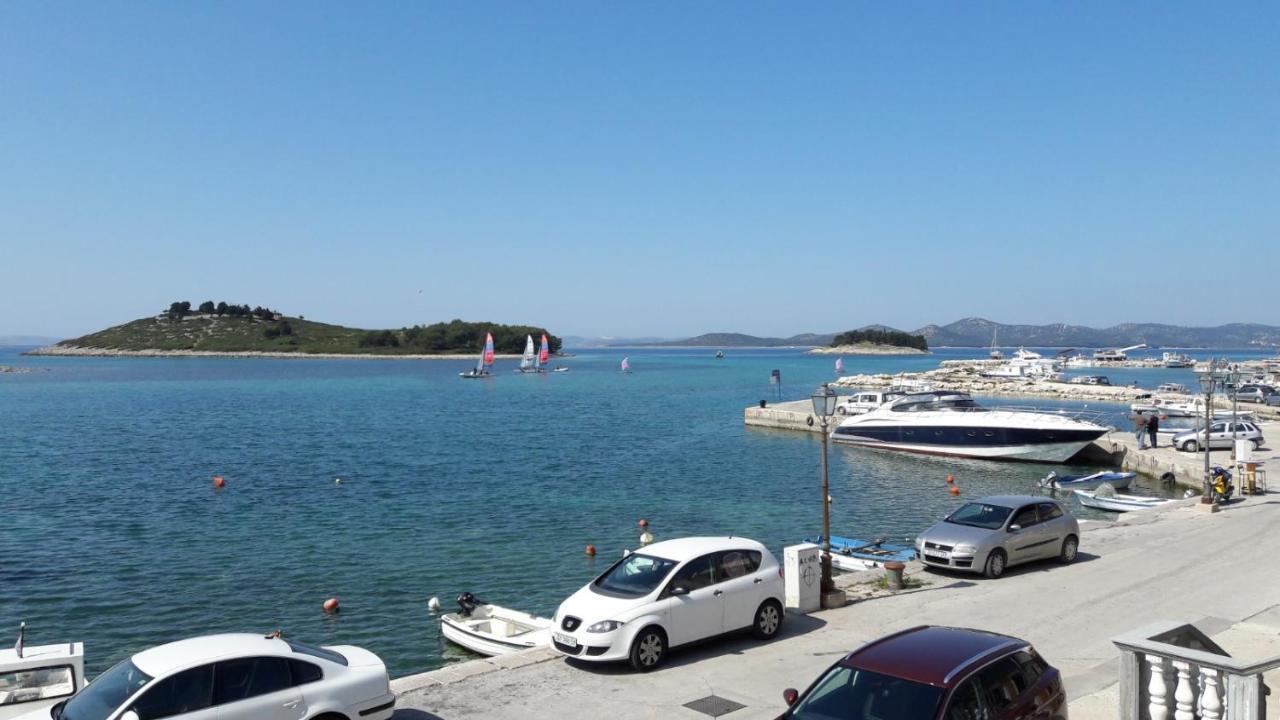 Apartman Pape Pakoštane Exterior foto